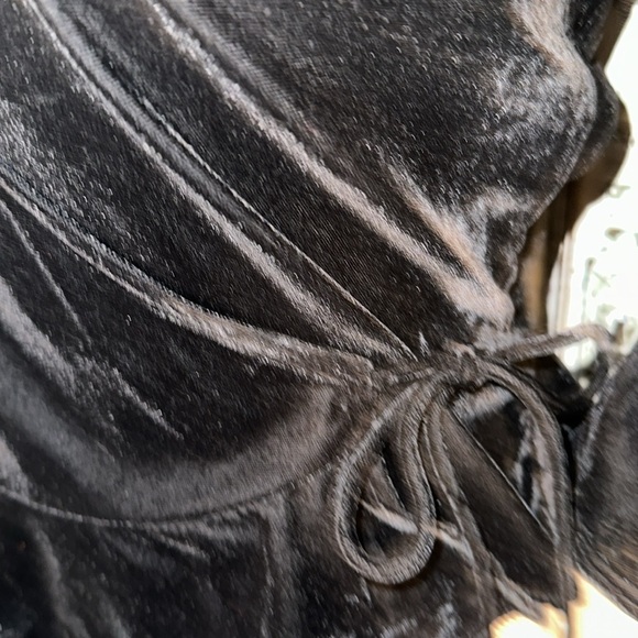 Topshop Gothic Fairycore Victorian Edwardian Black Velvet Embroidered Wrap Top - Picture 5 of 12